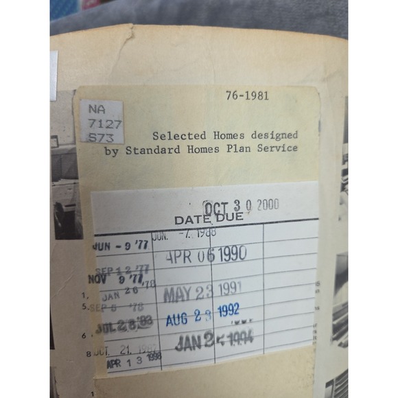 Selected Homes Designed By Standard Homes Plan Service Inc Book 1970s? - Picture 9 of 16